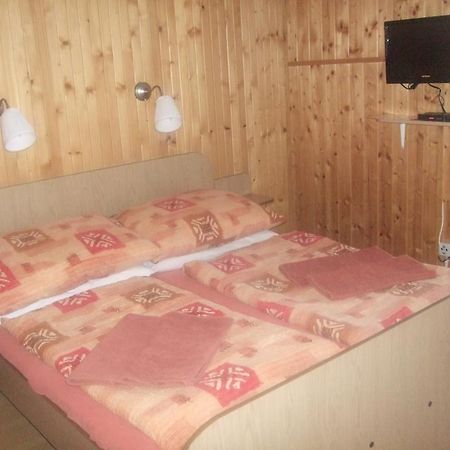 Penzión Kardinál Velke Uherce Bagian luar foto