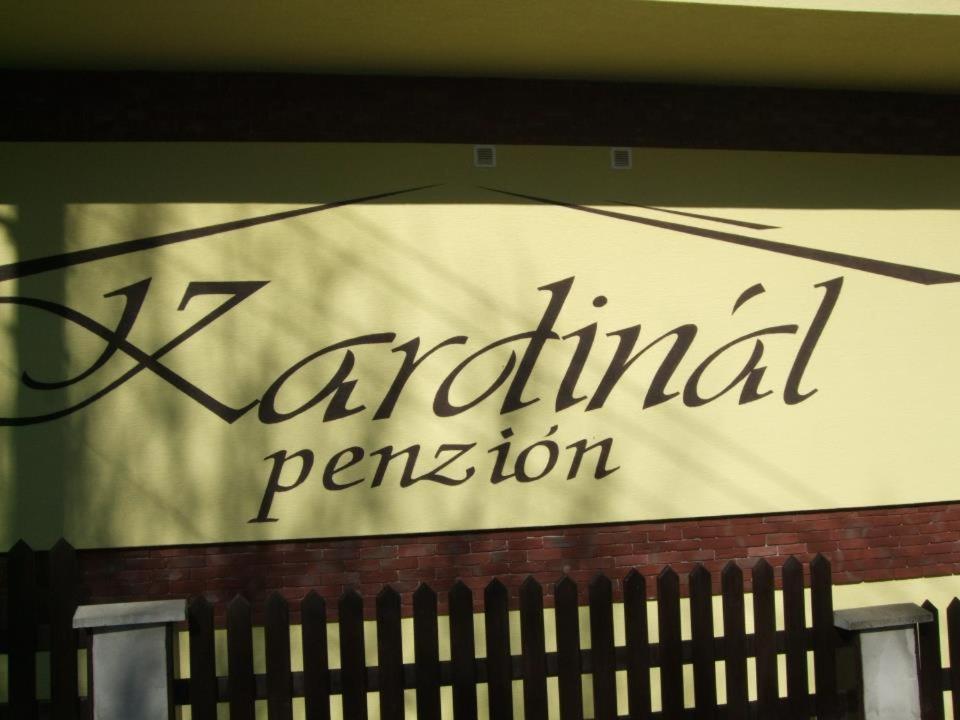 Penzión Kardinál Velke Uherce Bagian luar foto